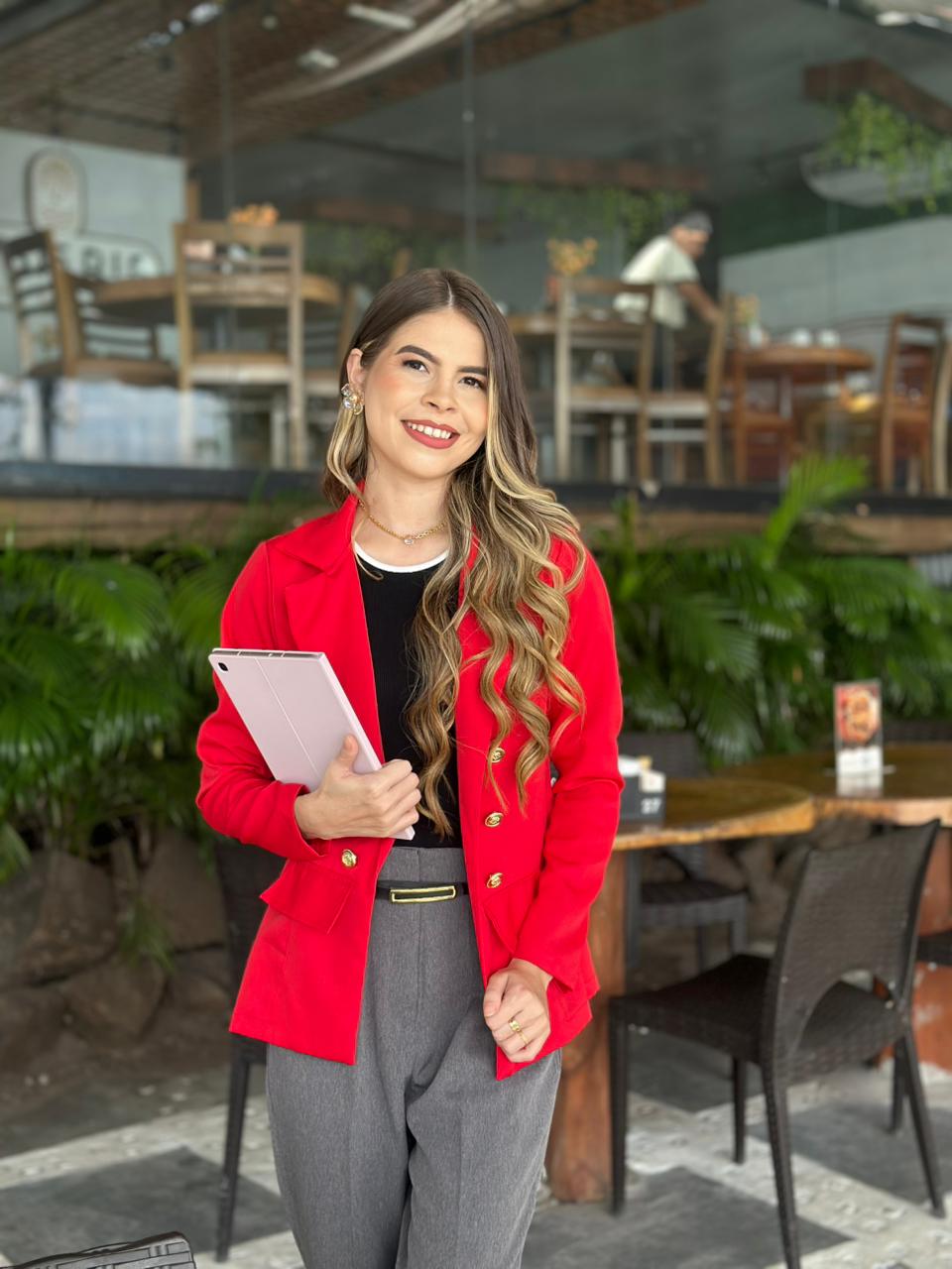 Dr.ª Vivian Nunes — foto 2