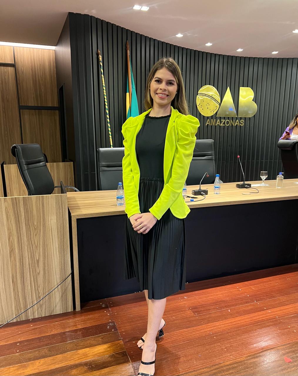 Dra. Vivian Nunes